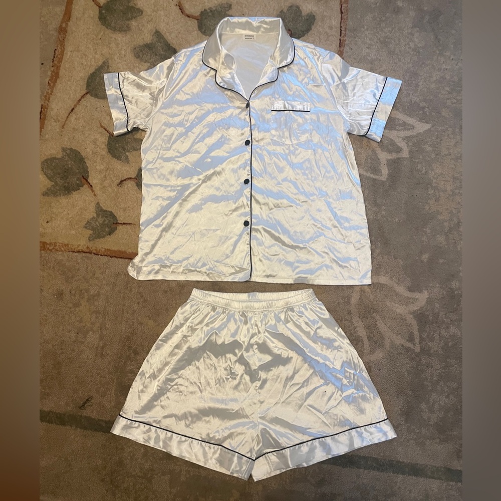 Women's Satin Pajama Set - White